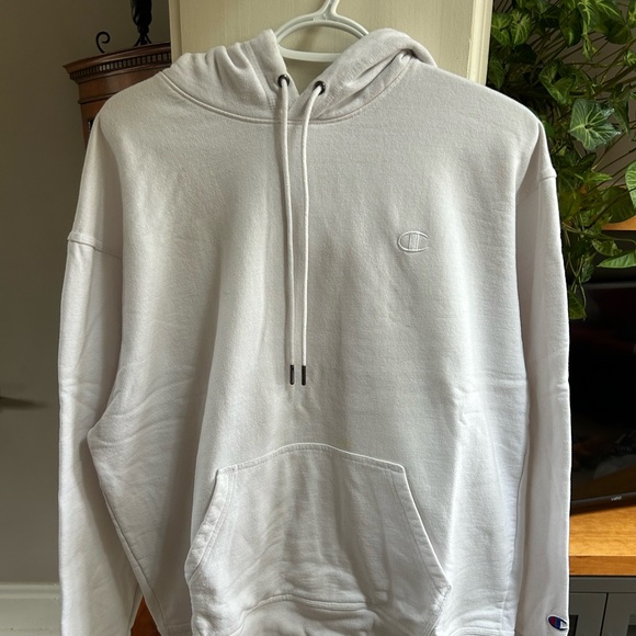 Hoodie by Champion - Picture 1 of 5